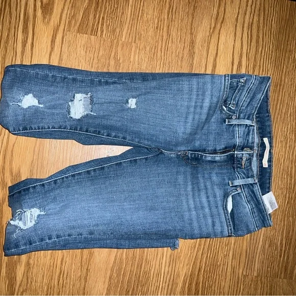 711 Distressed Skinny Jeans - Picture 2 of 4